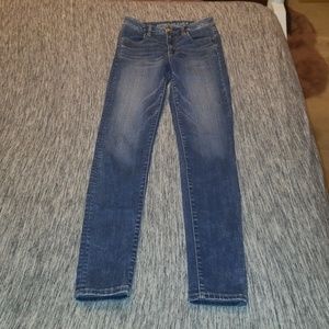 American Eagle high-waisted jeans